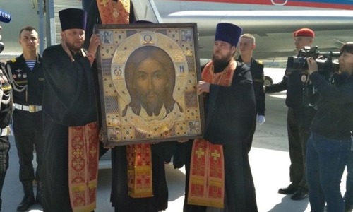 В Керчь прибывает икона Спас Нерукотворный