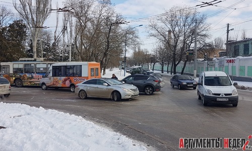 ДТП в Керчи парализовало движение
