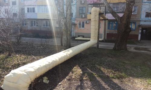 В Керчи активно взялись за изоляцию труб отопления