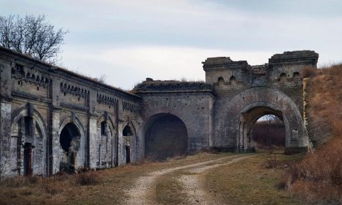 Дорогу к крепости «Керчь» построит фирма из Петербурга