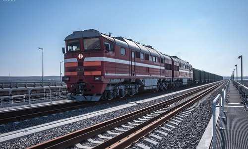 Кто будет обслуживать поезда в Крым?