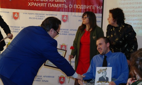 Керченский школьник победил в республиканском творческом конкурсе