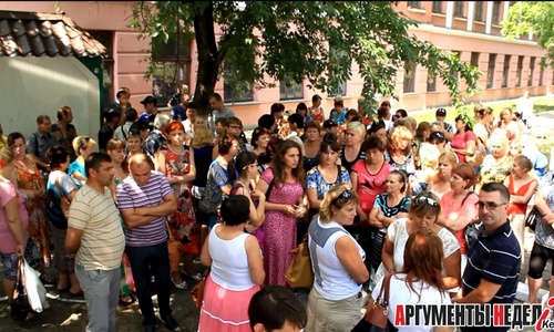 Сотрудники рыбоконсервного завода «Пролив» вышли на забастовку