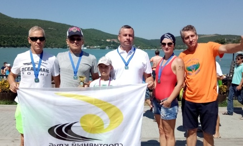 Керчане заняли первые места в заплыве через Абрау