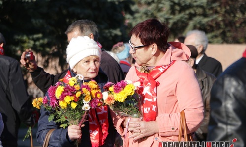В Керчи отметили 101-ю годовщину революции
