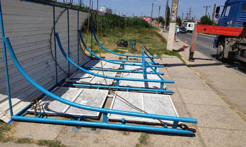 Остановки в Керчи заменяют зеки