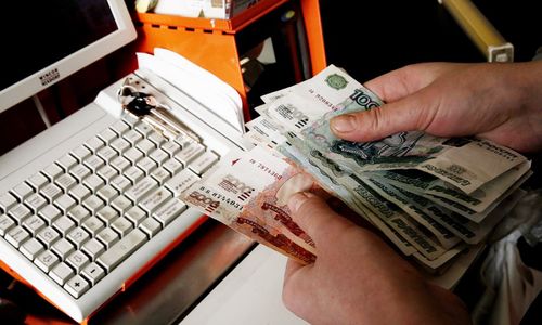 Керчанин вынес кассу из магазина