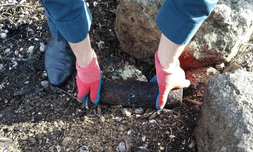 В бывшей военной части в Багерово нашли две авиабомбы
