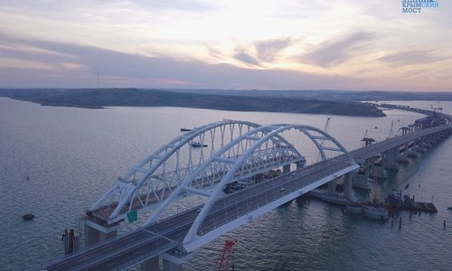 Сколько сэкономили автомобилисты с открытием Крымского моста?