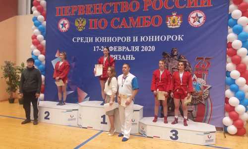 Керченская самбистка получила «бронзу» на соревнованиях в Рязани