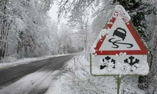 Утром под Керчью столкнулись легковушки
