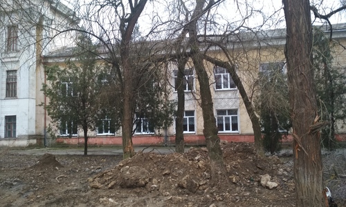 Водоканал Керчи испортил тротуар во время ремонта
