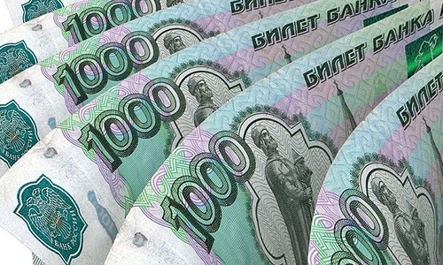 Пенсионерка из Щелкино впустила продавца мёда и лишилась денег