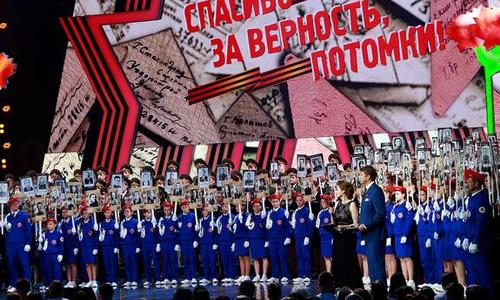 В Кремле керчане почтили память героев Великой Отечественной войны